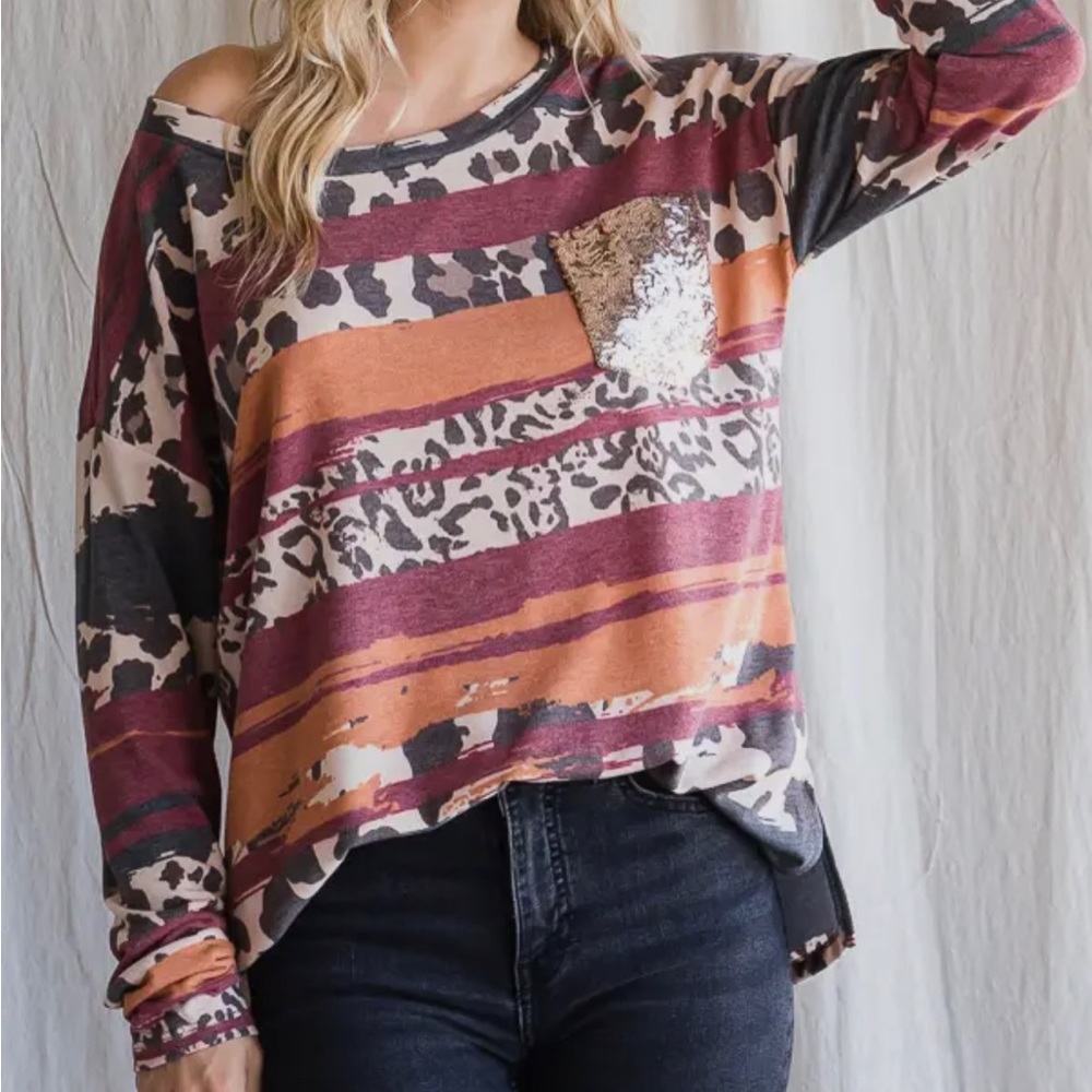 Animal print shirt with sequin pocket